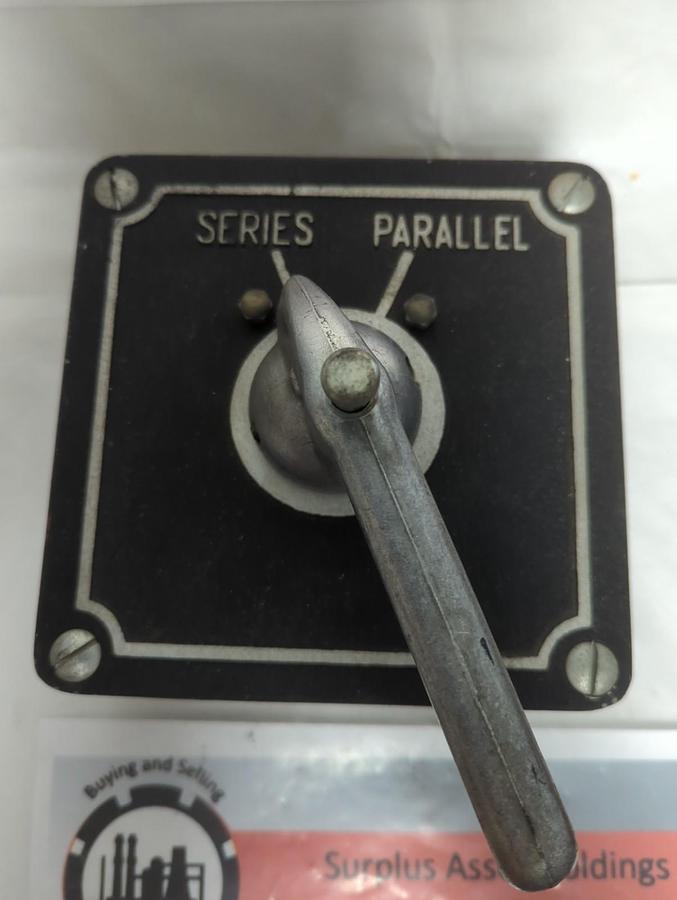 Used SQUARE D,9830-R201B,SERIES-PARALLEL SWITCH 600DC 600AC PRE-OWNED