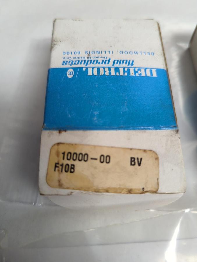 DELTROL,F10 B,PNEU-TROL 1/8 INCH FLOW CONTROL VALVE LOT OF 2 NOS