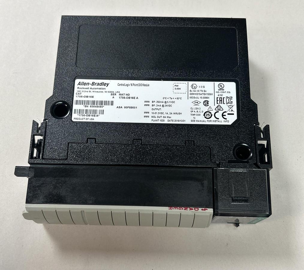 Used ALLEN BRADLEY,1756-OB16E,SER A CONTROLLOGIX 16 POINT DC OUTPUT MODULE