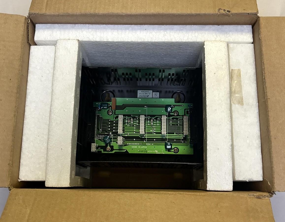 Used RELIANCE,45C911,4 SLOT PLC RACK NEW