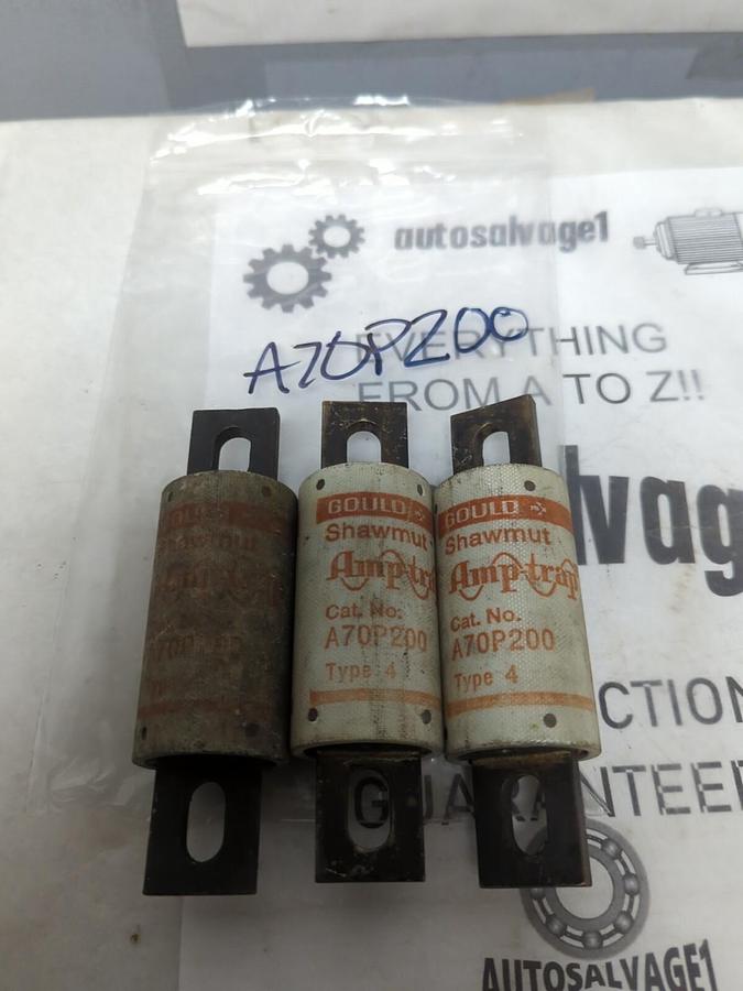 GOULD SHAWMUT,A70P20,AMP-TRAP FUSES LOT OF 3 NOS