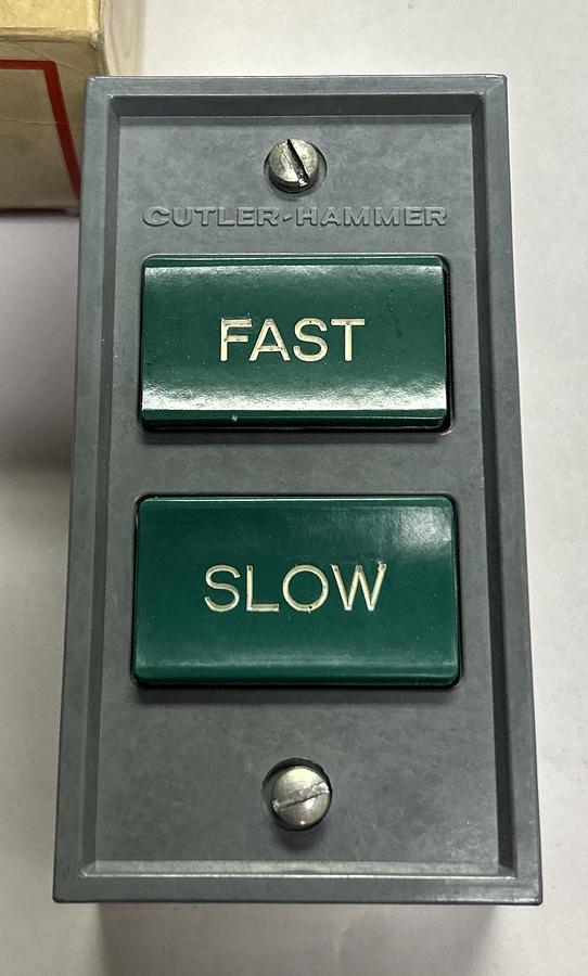Used CUTLER HAMMER,10250H6317A 86-2588-2, PUSHBUTTON ELEMENT FAST / SLOW NEW