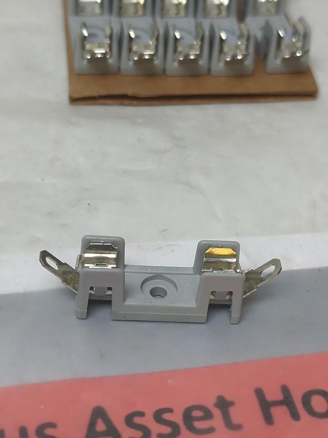 LITTELFUSE,30 AMP,FUSEHOLDER 30 AMP 300V LOT OF 30 NOS