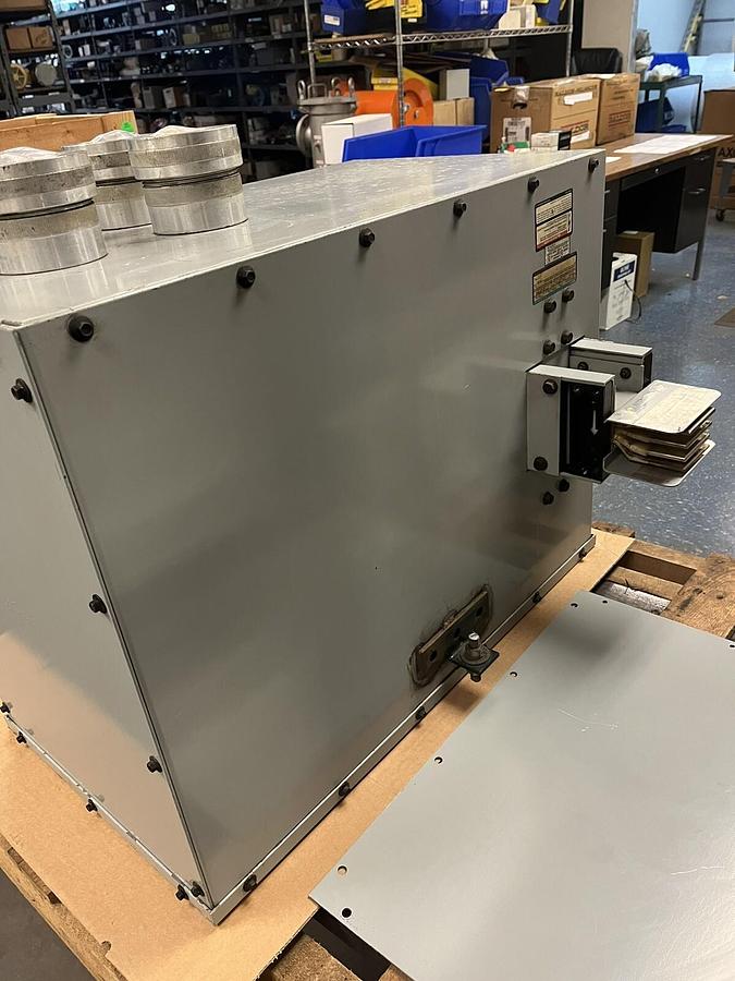 Used SIEMENS,SX312C20CTBS,BUS TAP BOX 1200A 600V