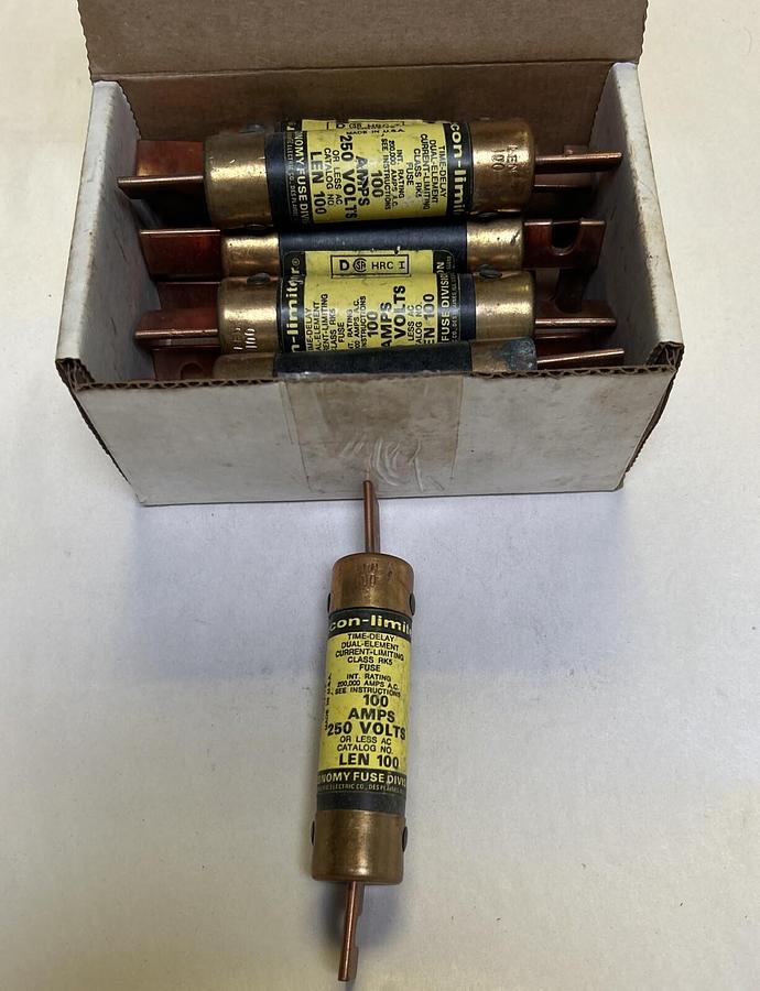 Used ECONOMY FUSE,LEN-100,TIME-DELAY 100 AMP FUSE LOT OF 10