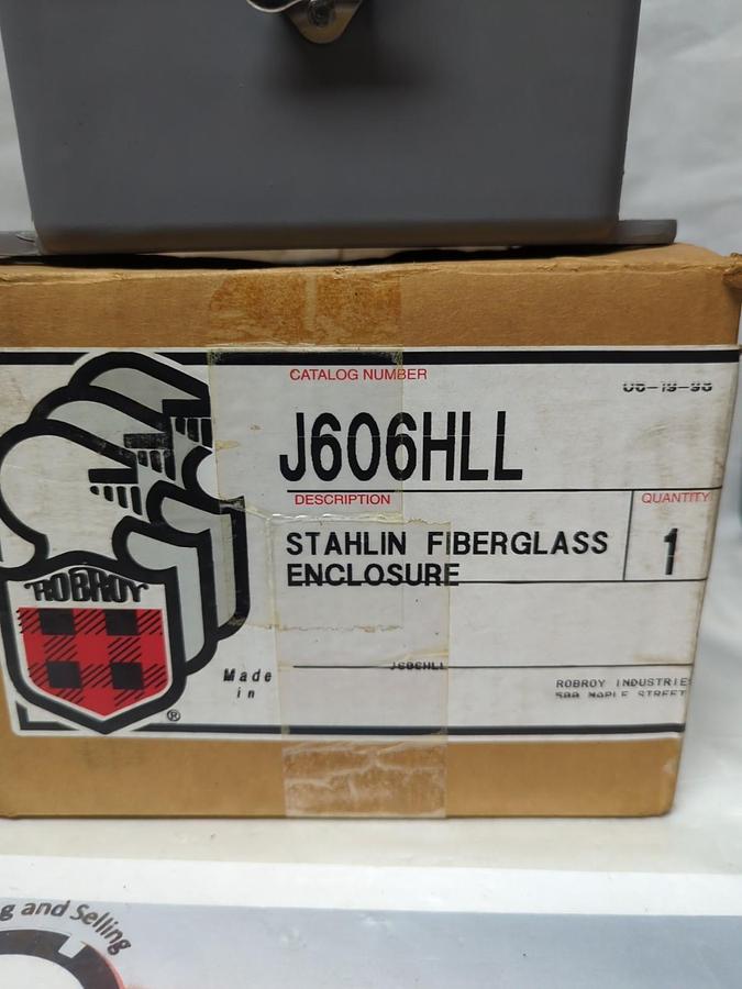 ROBROY,J606HLL,STAHLIN FIBERGLASS ELECTRICAL ENCLOSURE NOS
