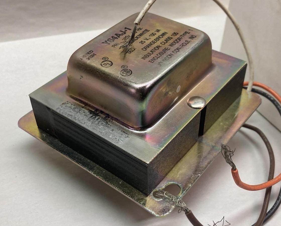 Used Johnson Controls,Y64AJ-1,Baso Transformer 120V 60Hz