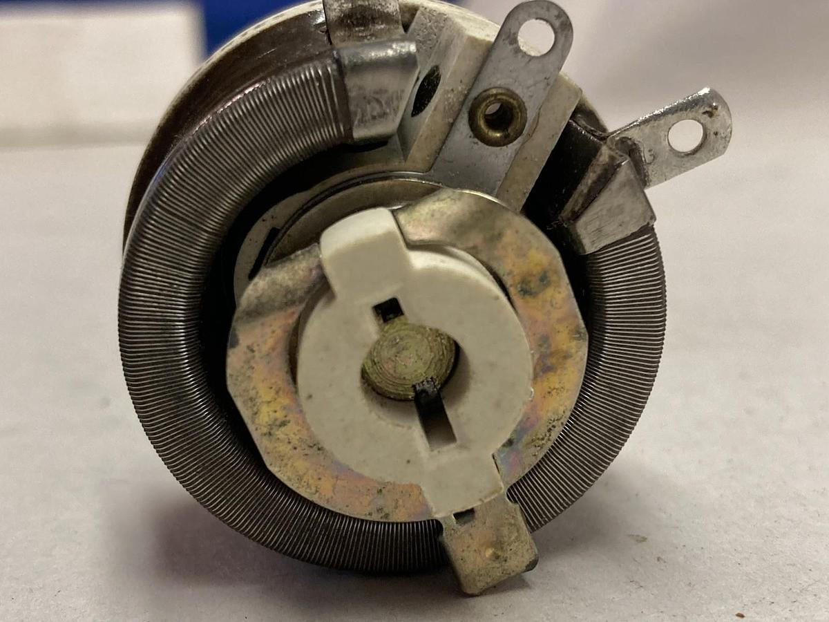 Used Ohmite,RHS1K0,Rheostats 0.155 AMP MAX 214L 150 OHM