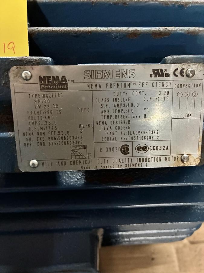 Used SIEMENS,RGZEESD,CHEMICAL DUTY INDUCTION MOTOR 30HP 1775RPM 286TS 3PH