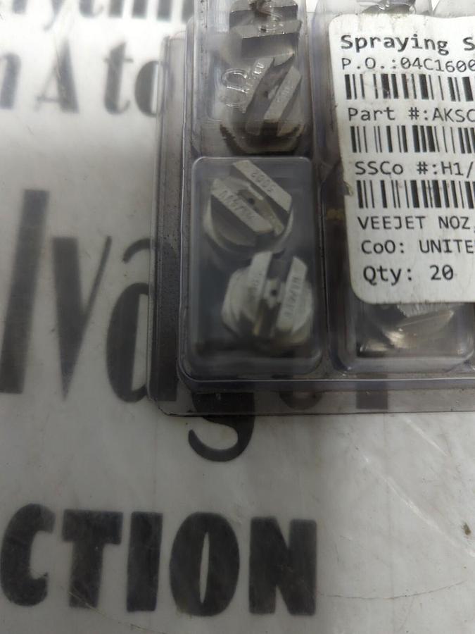 SPRAYING SYSTEMS,H1/4VV-SS-5002,VEE-JET SPRAY NOZZLES LOT OF 20