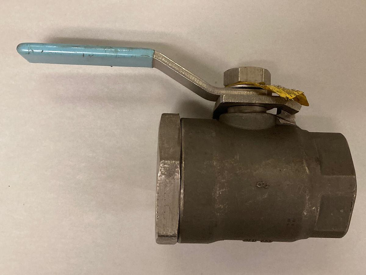 Jamesbury,1000 CF8M,1-1/2 INCH Valve 800 WOG 200 WSP