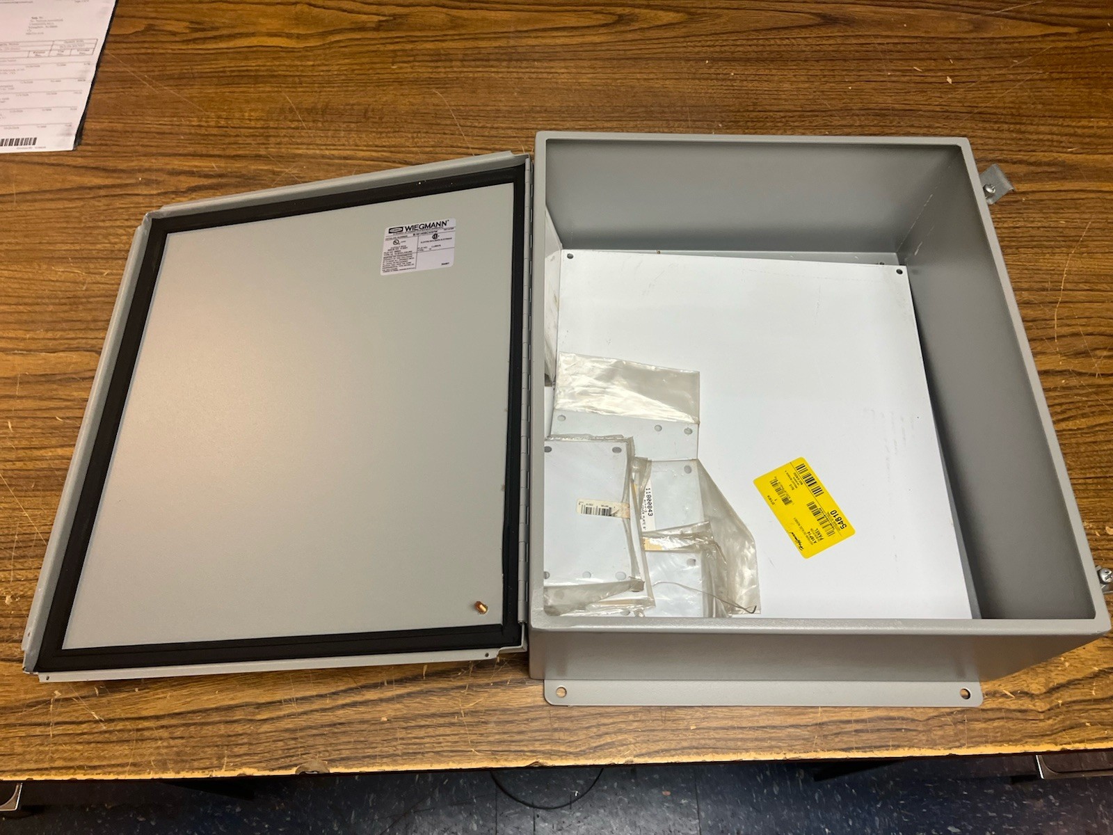 WIEGMANN,B161406CHWW,ELECTRICAL ENCLOSURE 16"X14"X6" TYPE 12,13