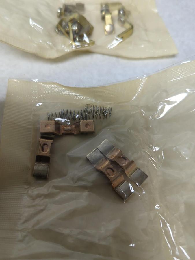 SQUARE D,82940,CLASS 9988 FOUR POLE CONTACT KIT SERIES A FOR SIZES 0 TYPE B NOS