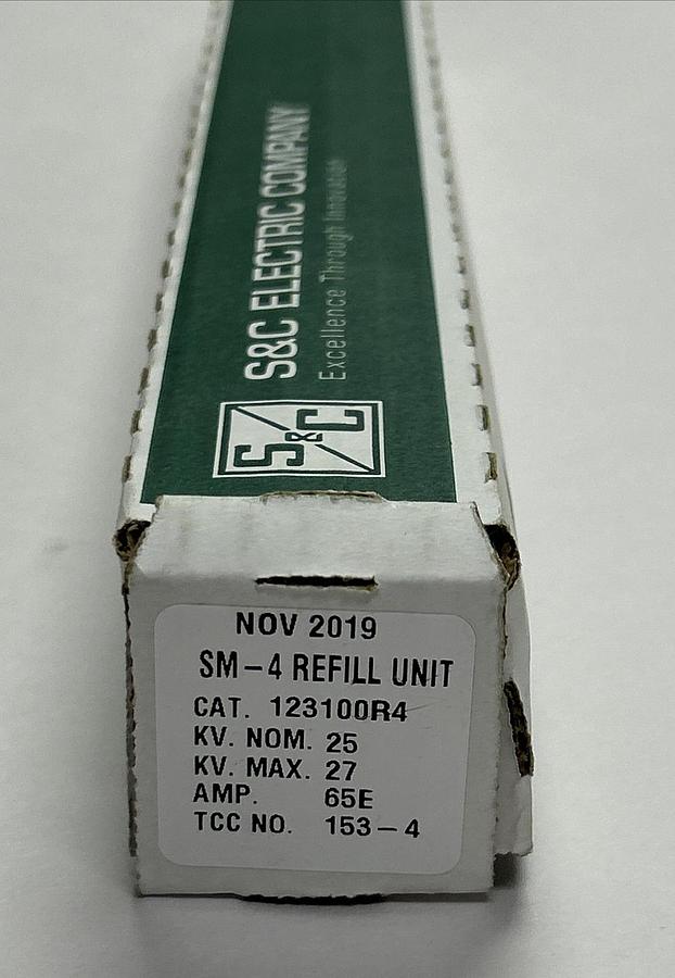 Used S&C ELECTRIC,123100R4,SM-4 FUSE REFILL 65E A 25KV NEW