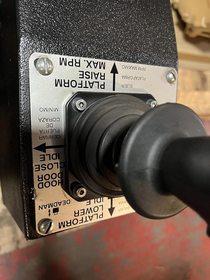 Used SEATS LIFTKING,S-16228,HEAVY SLAB LIFT TRUCK PLATFORM & THROTTLE CONTROLLER SEAT