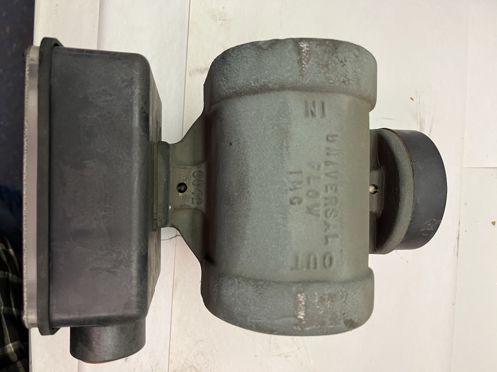 UNIVERSAL FLOW MONITORS,MN-BSB70GM-16-32V1.0-A1NR-Z86-25D,FLOW METER 2.5"