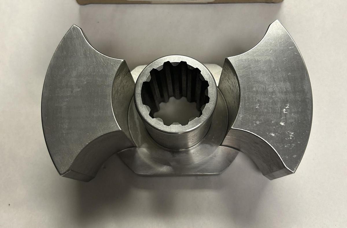 Used SPX WAUKESHA,130010001,STAINLESS TWIN WING ROTOR NEW