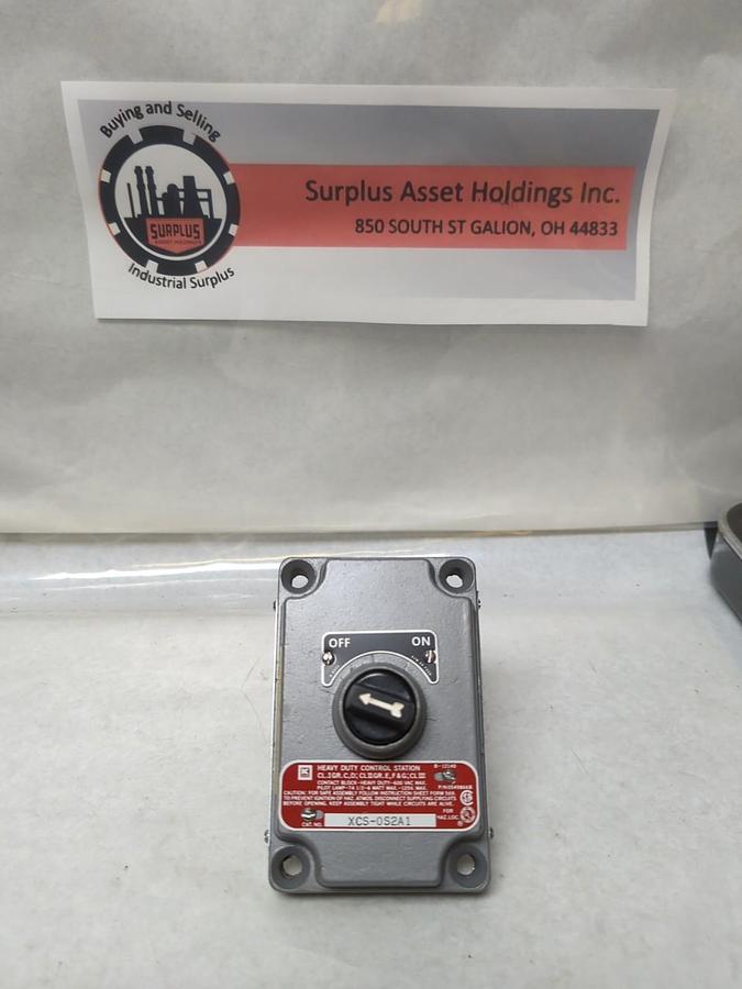 Used KILLARK,XCS-0S2A1,2-POSITION SELECTOR SWITCH PRE-OWNED