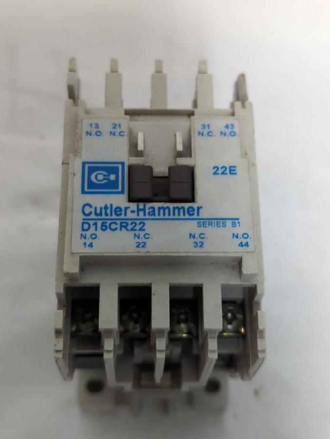 Used CUTLER HAMMER,D15CR22,4-POLE CONTACTOR 22E PRE-OWNED