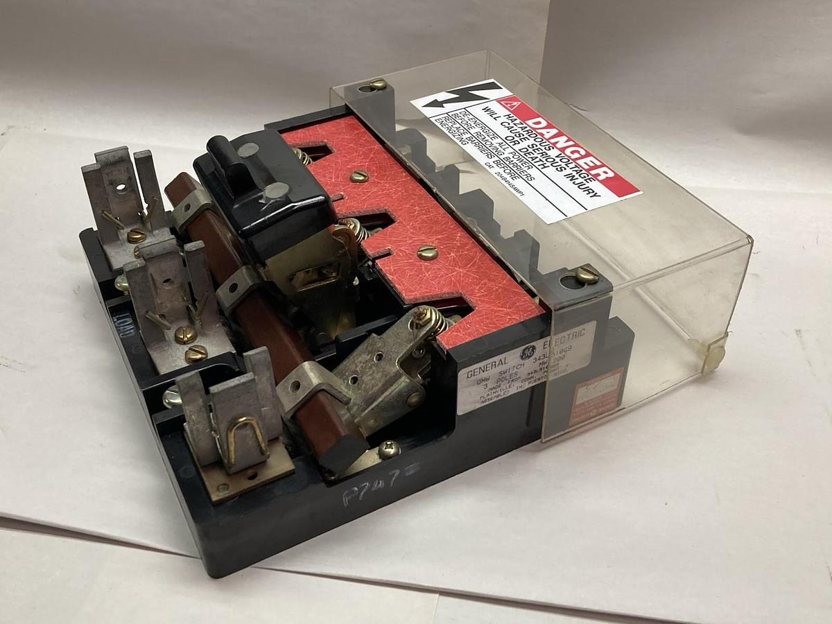 Used General Electric,343L510G9 QMW,3-Pole Switch