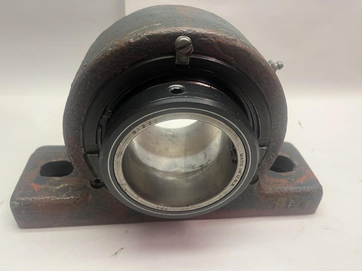 Used REXNORD,ZA-2215,PILLOW BLOCK BEARING 2-15/16" BORE