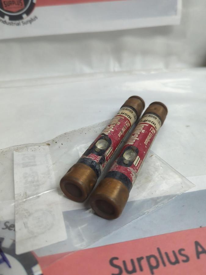 Used LITTELFUSE,IDSR-6,INDICATOR 6 AMP FUSE LOT OF 2 PRE-OWNED