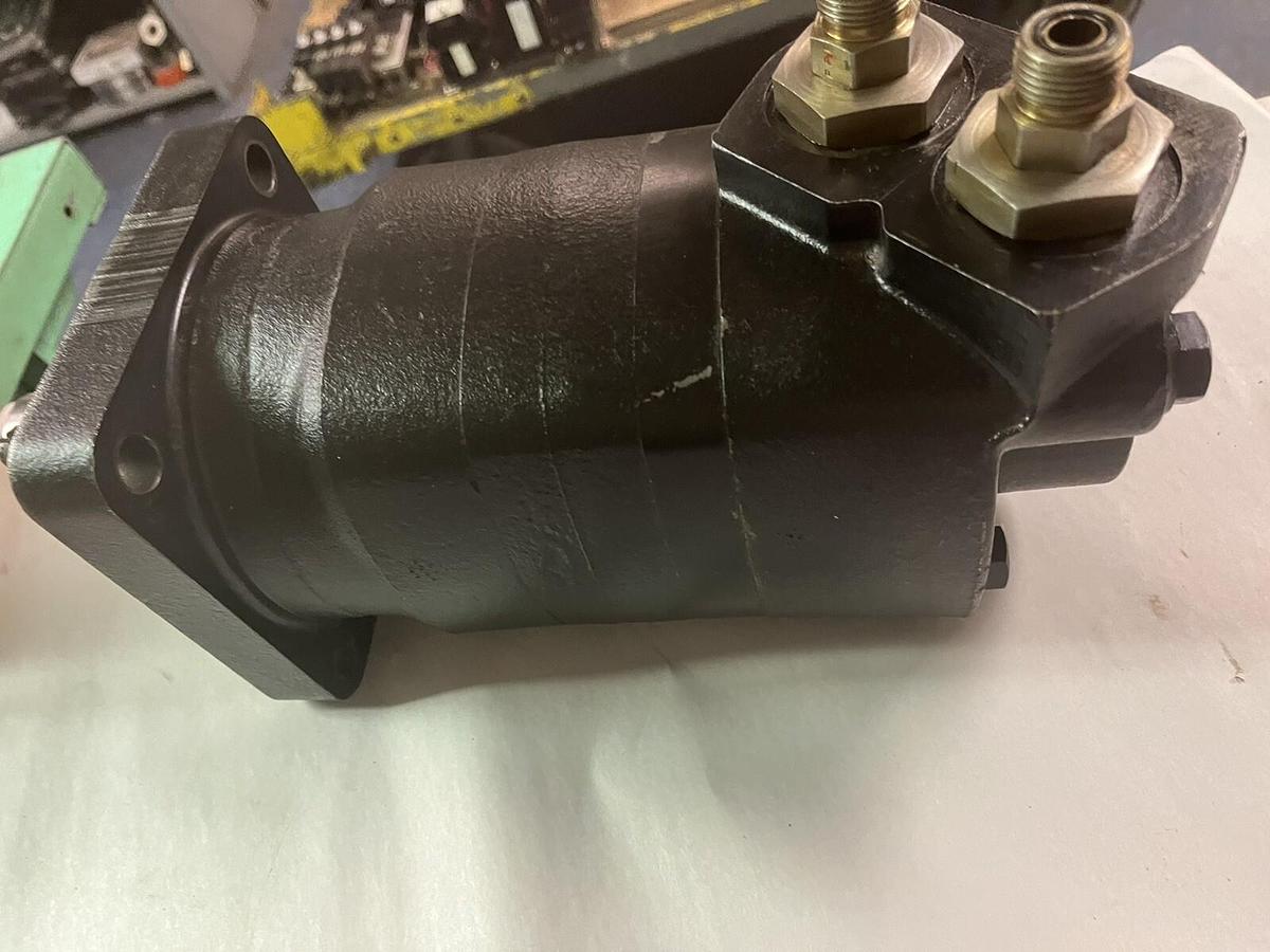 Used EATON CHAR-LYNN,112-1138-006,HYDRAULIC MOTOR