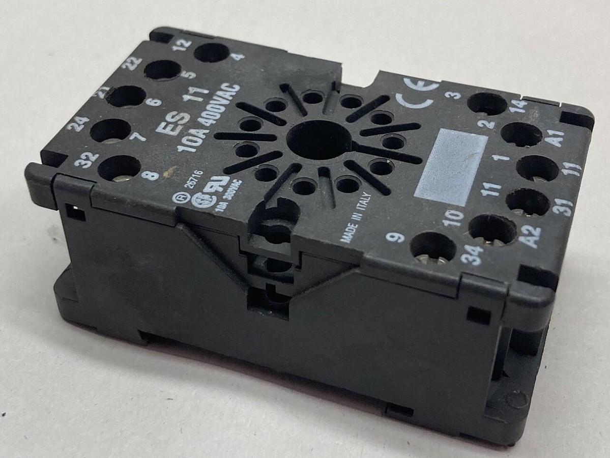 Used ERSCE,ES 11,Relay Socket 10A 400Vac
