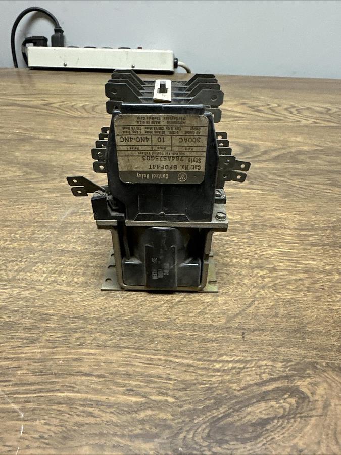 Used Westinghouse,BFDF44T,Control Relay