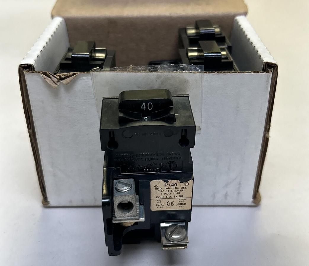 Used GOULD,P140,PUSHMATIC CIRCUIT BREAKER 40A 120/240V 1P LOT OF 4