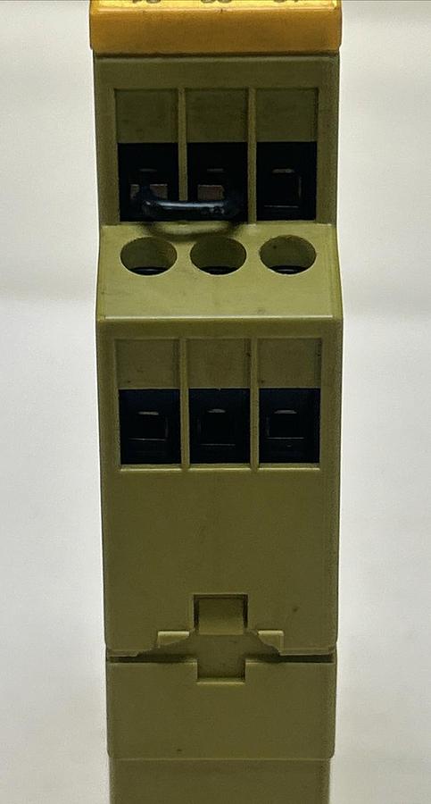 Used PILZ,P2HZ-X3-24VDC-2N/O-1N/C,SAFETY RELAY