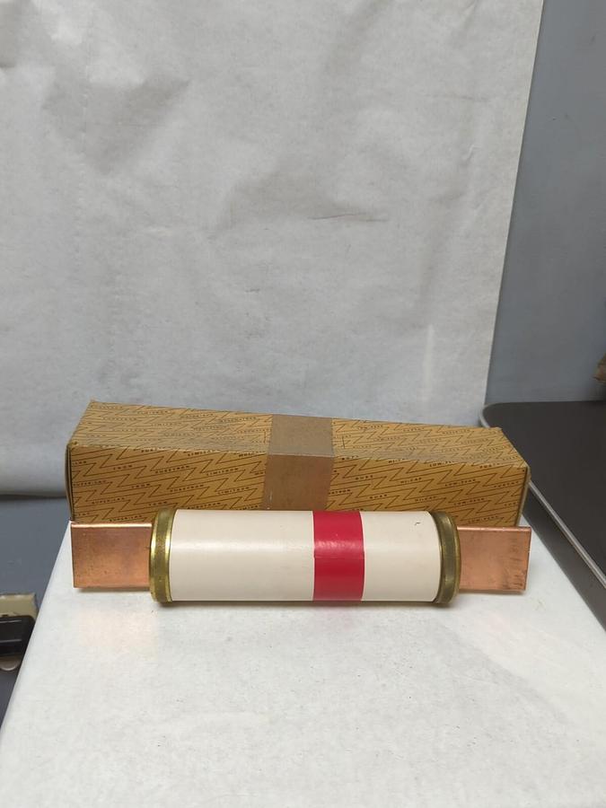 BUSSMANN,RES-600,SUPER-LAG RENEWABLE 600 AMP FUSE NOS