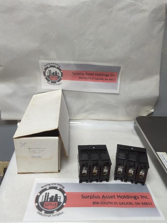 Used WESTNGHOUSE,BR330,CIRCUIT BREAKER 30 AMP 3-POLE LOT OF 2 PRE-OWNED