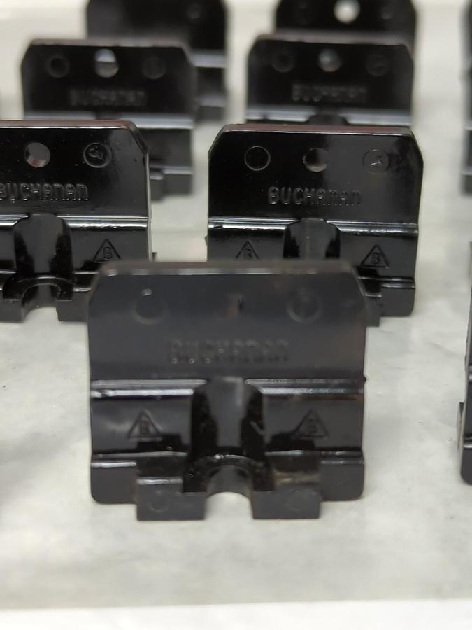 BUCHANAN,530,TERMINAL BLOCK END SECTION LOT OF 19 NOS