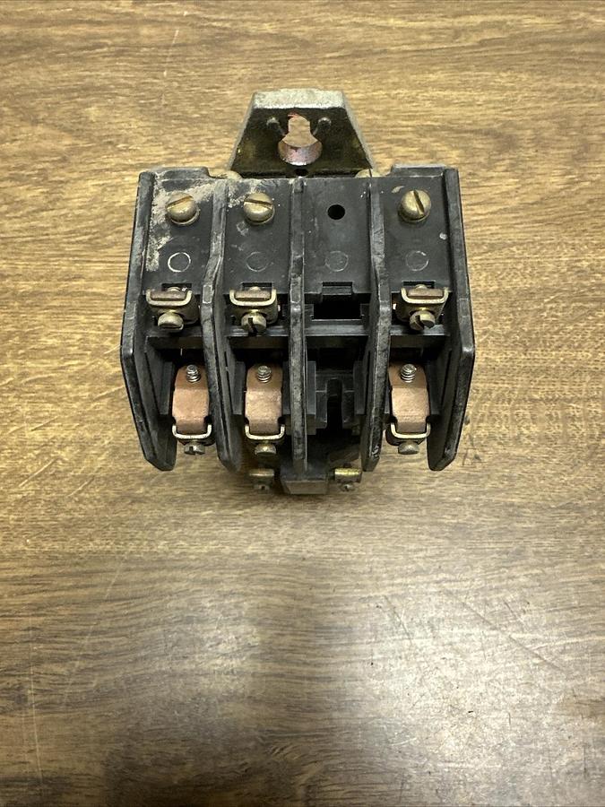 Used Square D,8501-HO30,Industrial Contactor