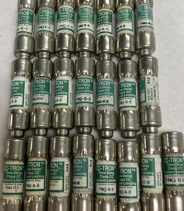 Cooper Bussmann,FNQ-R-8 CC-TRON,Fuse Lot Of 22 NOS