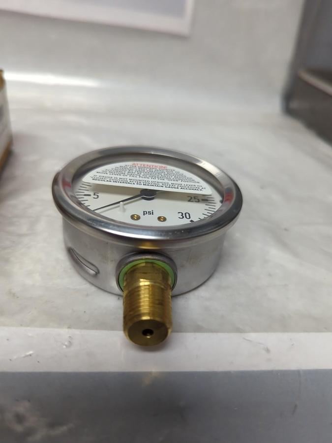 WIKA,4270053,PRESSURE GAUGE 30PSI 1/4 IN BOTTOM CONNECTION NOS
