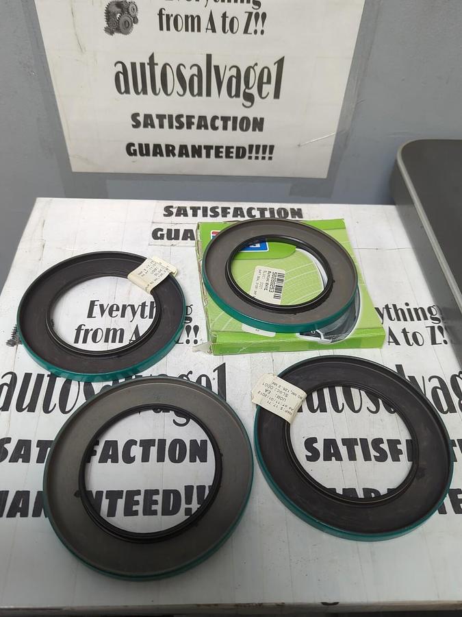 SKF,31551,OIL SEALS 80MMX125.2MM LOT OF 4 NOS