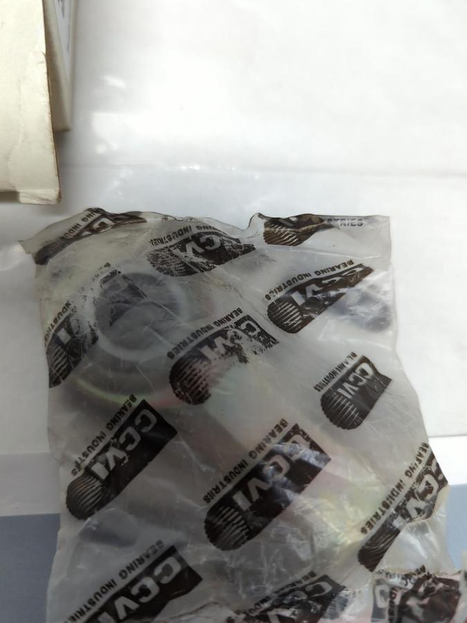 CCVI,6G208,LEFT HAND FEMALE THREAD ROD END BEARING NOS