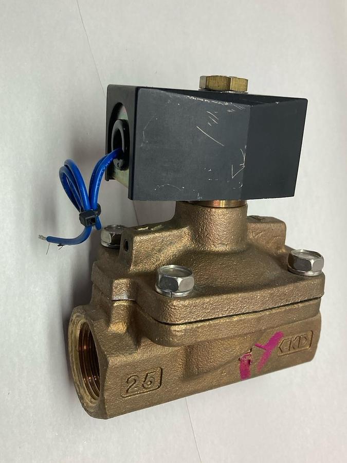 Used CKD,Model AD11-25A,Solenoid Valve 0.02-1 Air 0.02-0 Water 25(Rc1)