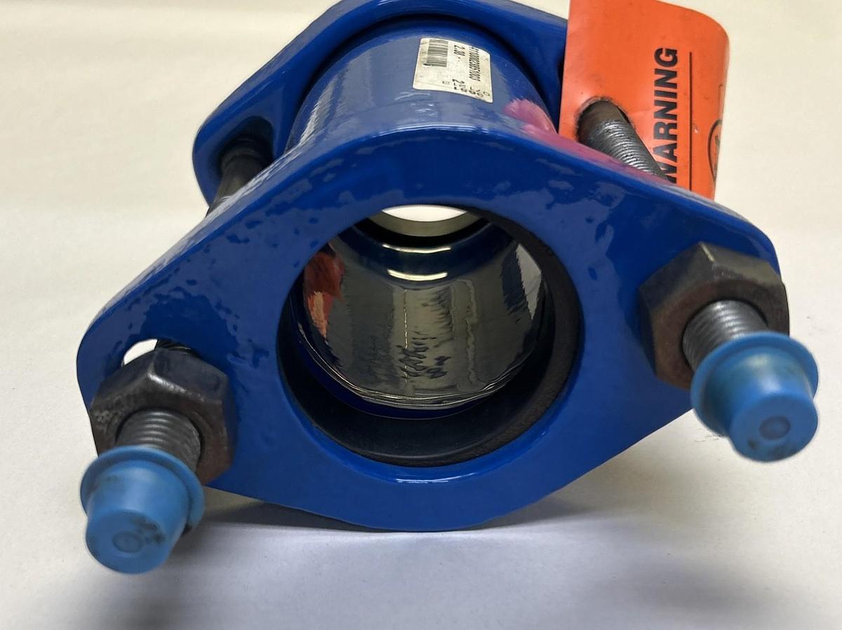 SMITH-BLAIR,41100023851003,BOLTXBOLT COUPLING 2-3/8INCH NOS