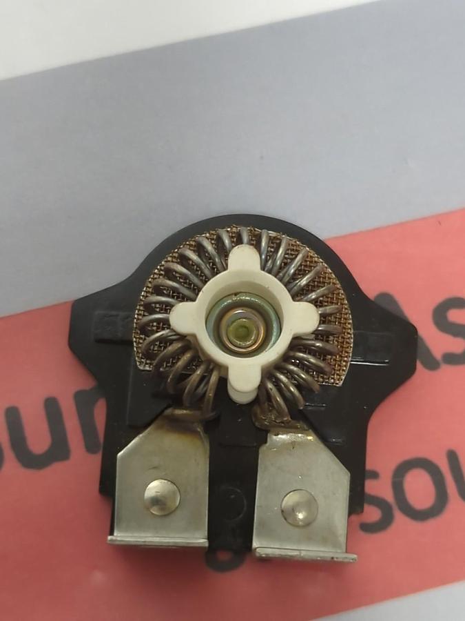 Used WESTINGHOUSE,AL-2.1,OVERLOAD THERMAL HEATER RELAY LOT OF 6 MISSING SCREWS USED