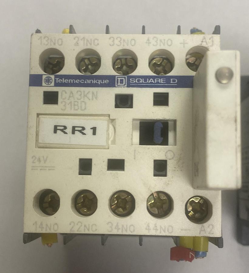 Used TELEMECANIQUE,CA3KN31BD,CONTROL RELAY LOT OF 2