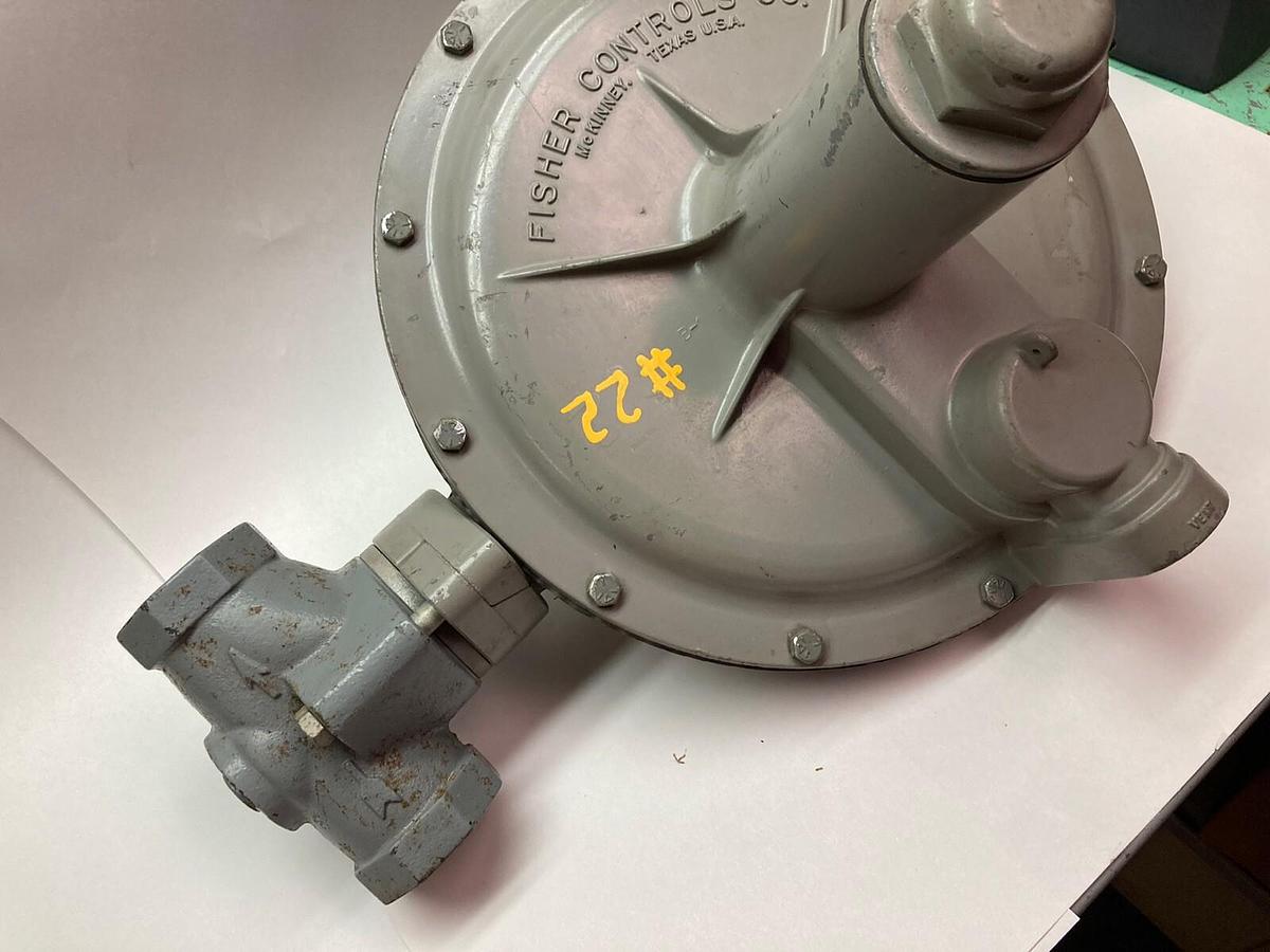 Used Fisher Controls,S201-CMK,Pressure Regulator 3/4 Inch Port