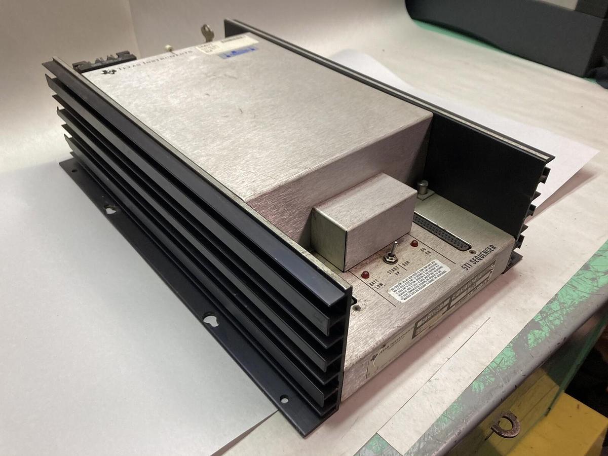 Used Texas Instruments,5TI-1034-1,PLC Siemens 90-132VAC 0.75A