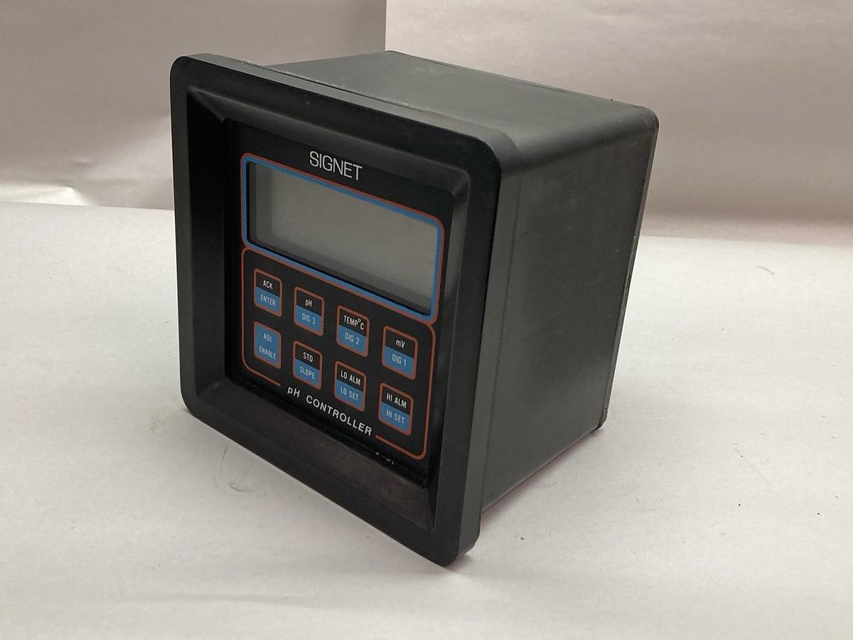 Used Signet,MK710-3,PH Controller