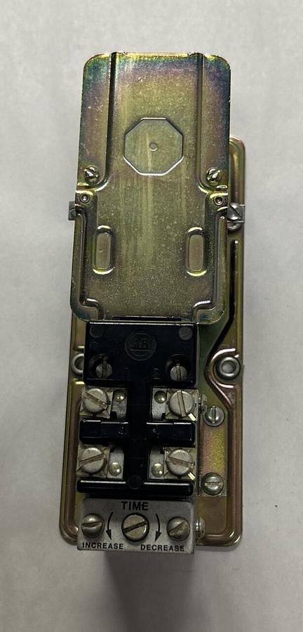ALLEN BRADLEY,849-ZOD32,PNEUMATIC TIME DELAY RELAY NEW