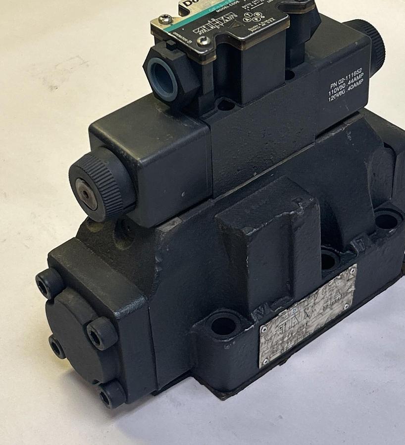 Used DOUBLE A,QF-3-FF-10D1,HYDRAULIC DIRECTIONAL CONTROL VALVE