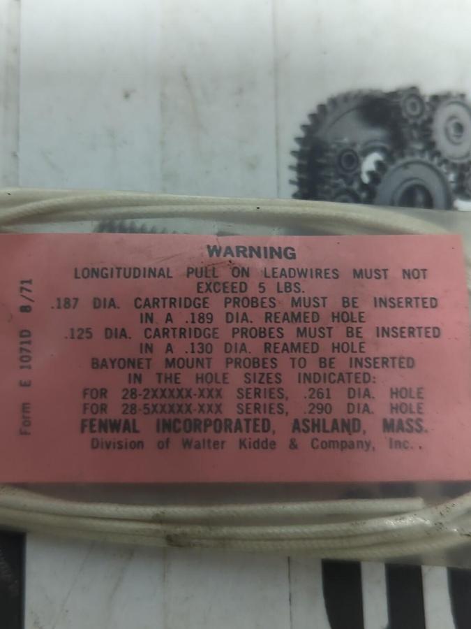 FENWEL,28-230407-305,THERISTOR PROBE FOR 0.261 INCH DIAMETER HOLE FORM E 1071D