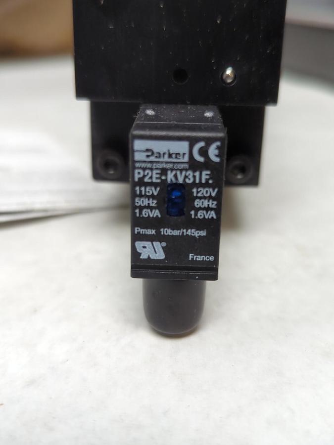 PARKER,B814BB553A,SOLENOID AIR CONTROL VALVE 3/4 INCH 4-WAY NOS